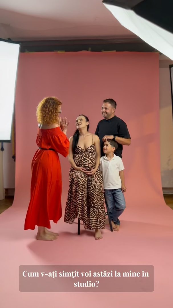 Tina Genovia behind the scenes, photographing a family in her studio