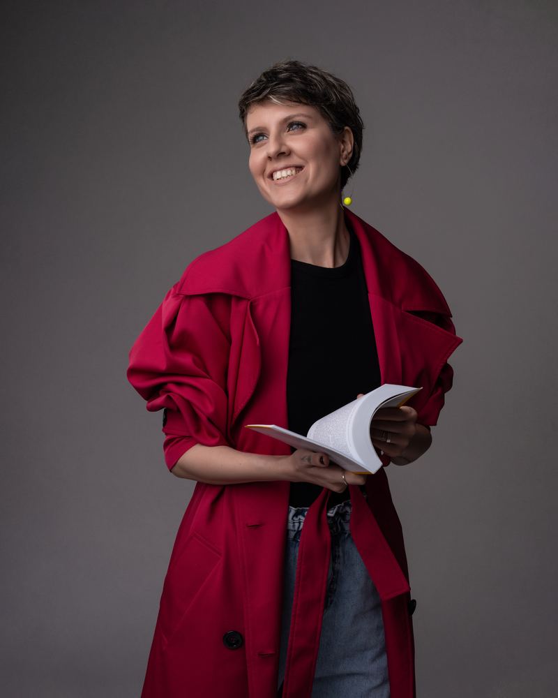 Corporate & commercial — photograph by Tina Genovia (4/6)