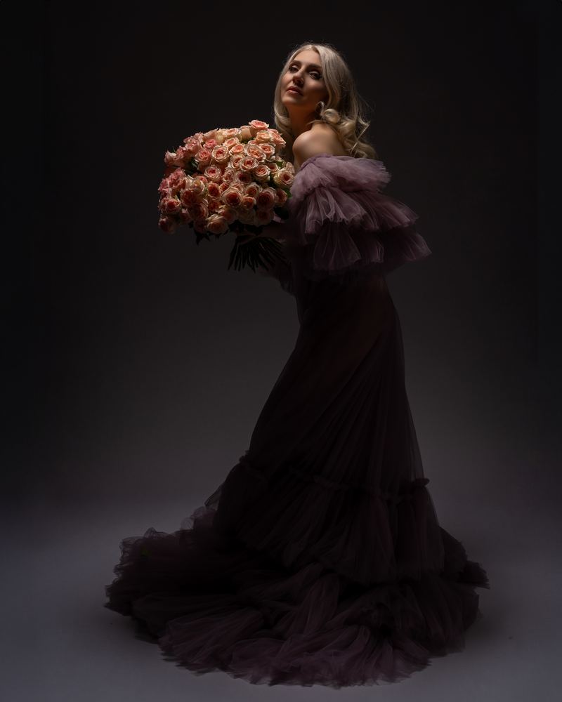 Corporate & commercial — photograph by Tina Genovia (89/99)
