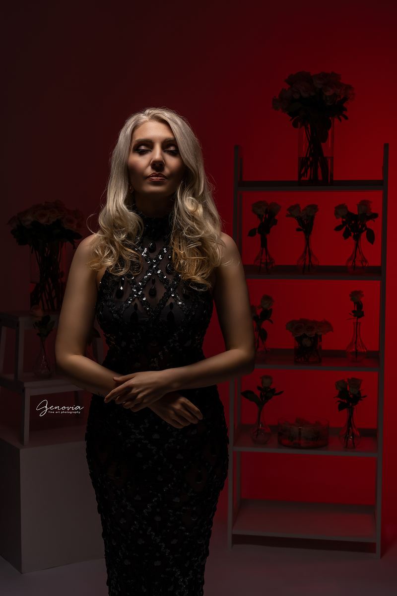 Corporate & commercial — photograph by Tina Genovia (92/99)
