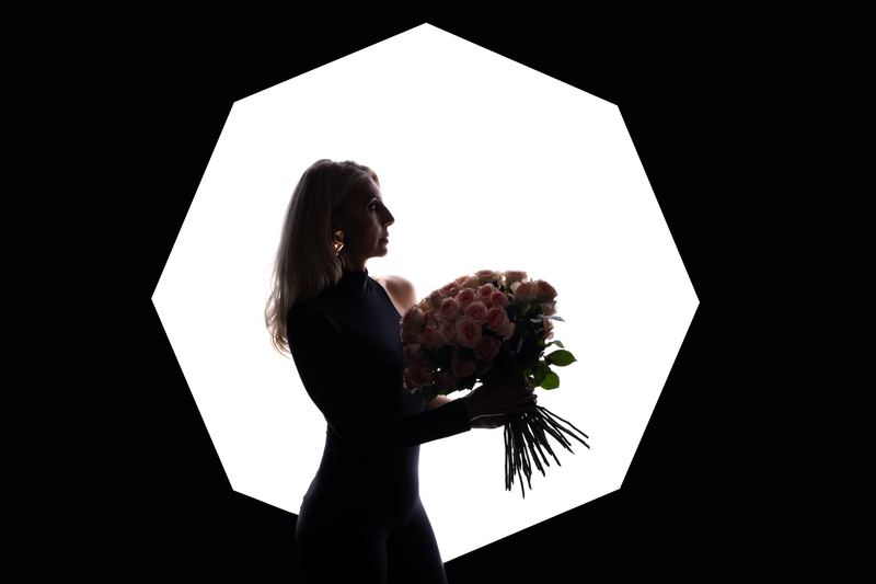 Corporate & commercial — photograph by Tina Genovia (94/99)