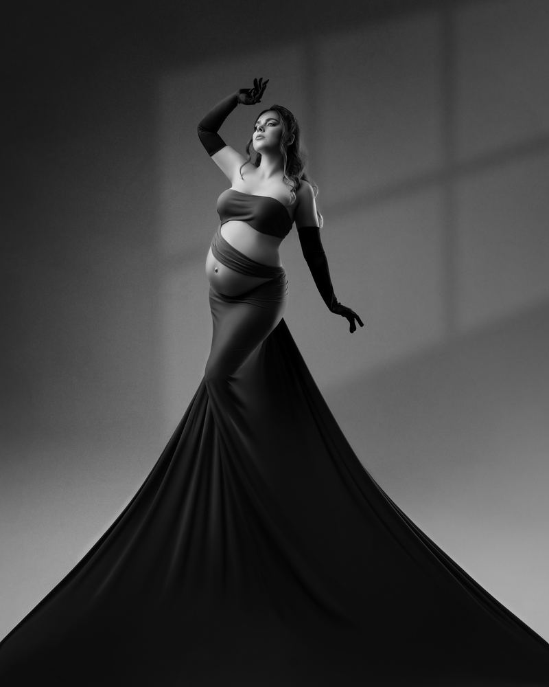 Maternity — photograph by Tina Genovia (10/102)