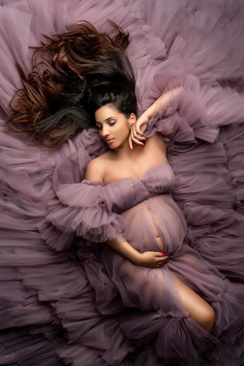 Maternity — photograph by Tina Genovia (23/102)