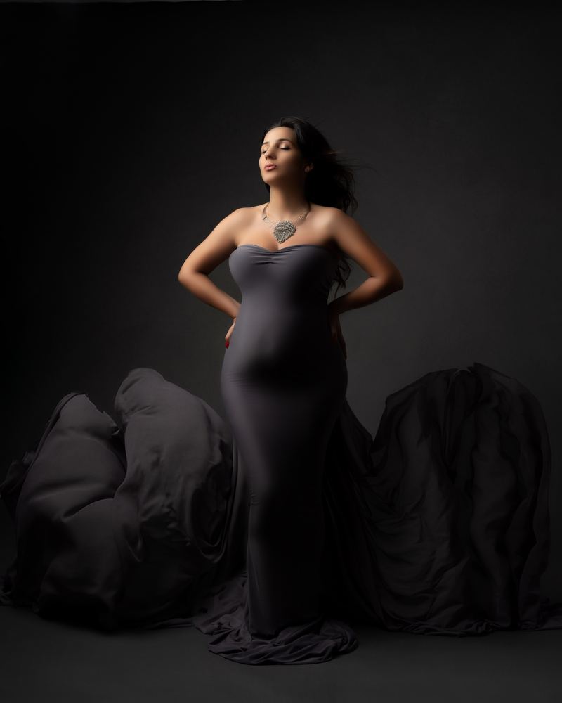 Maternity — photograph by Tina Genovia (29/102)