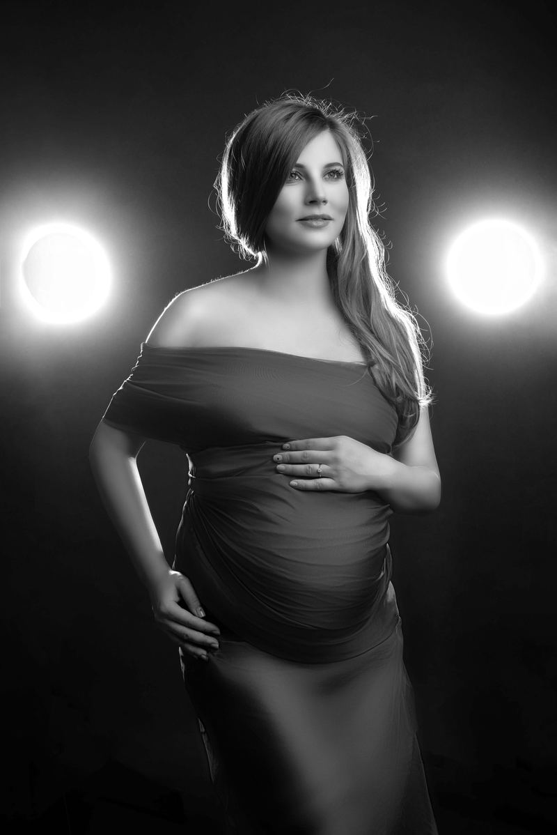 Maternity — photograph by Tina Genovia (34/102)