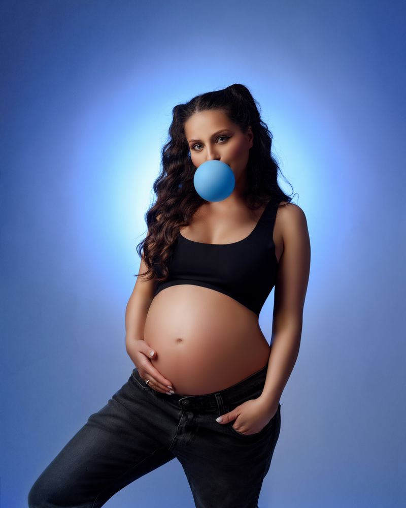 Maternity — photograph by Tina Genovia (53/102)