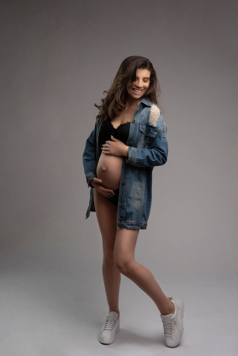 Maternity — photograph by Tina Genovia (86/102)