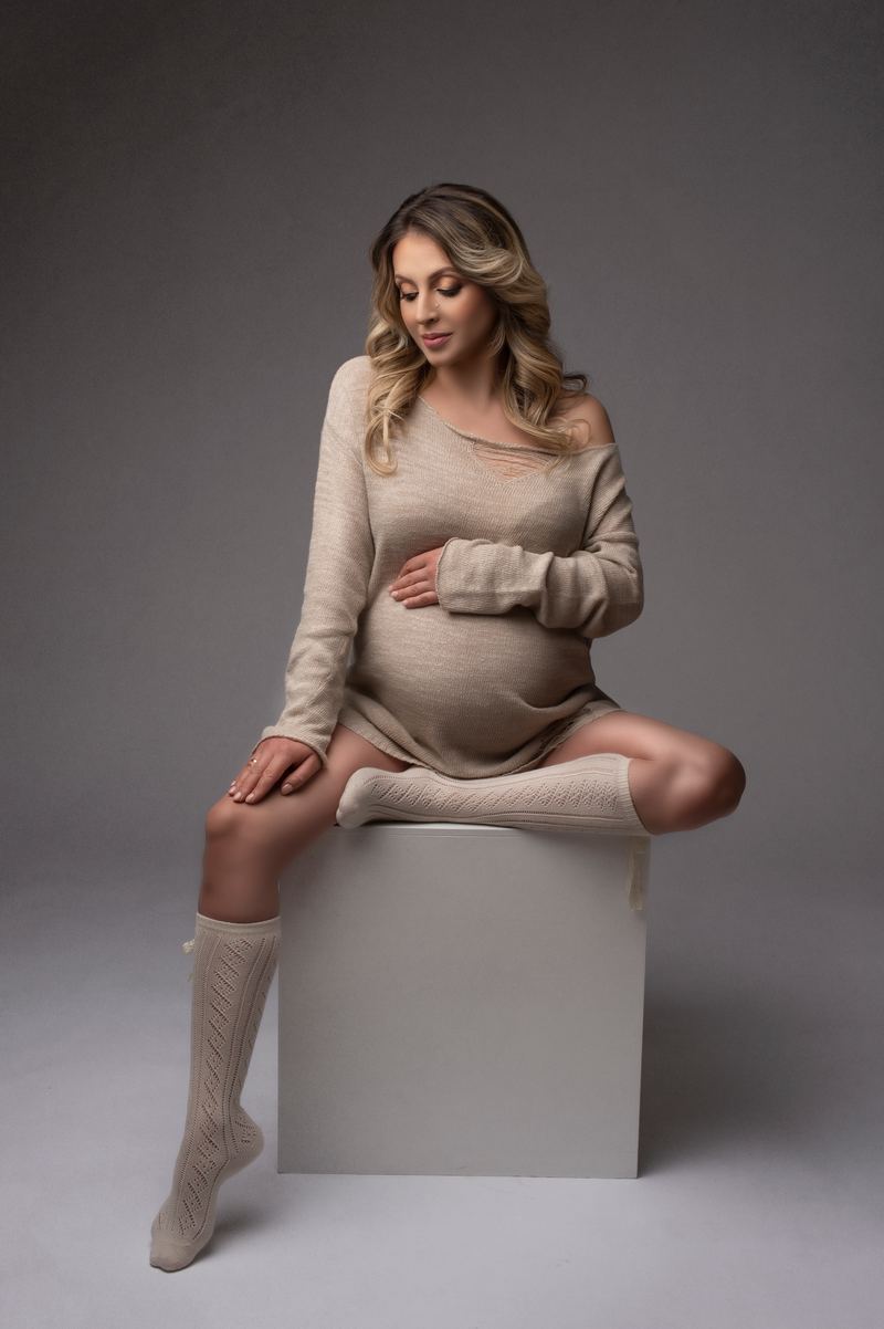 Maternity — photograph by Tina Genovia (94/102)