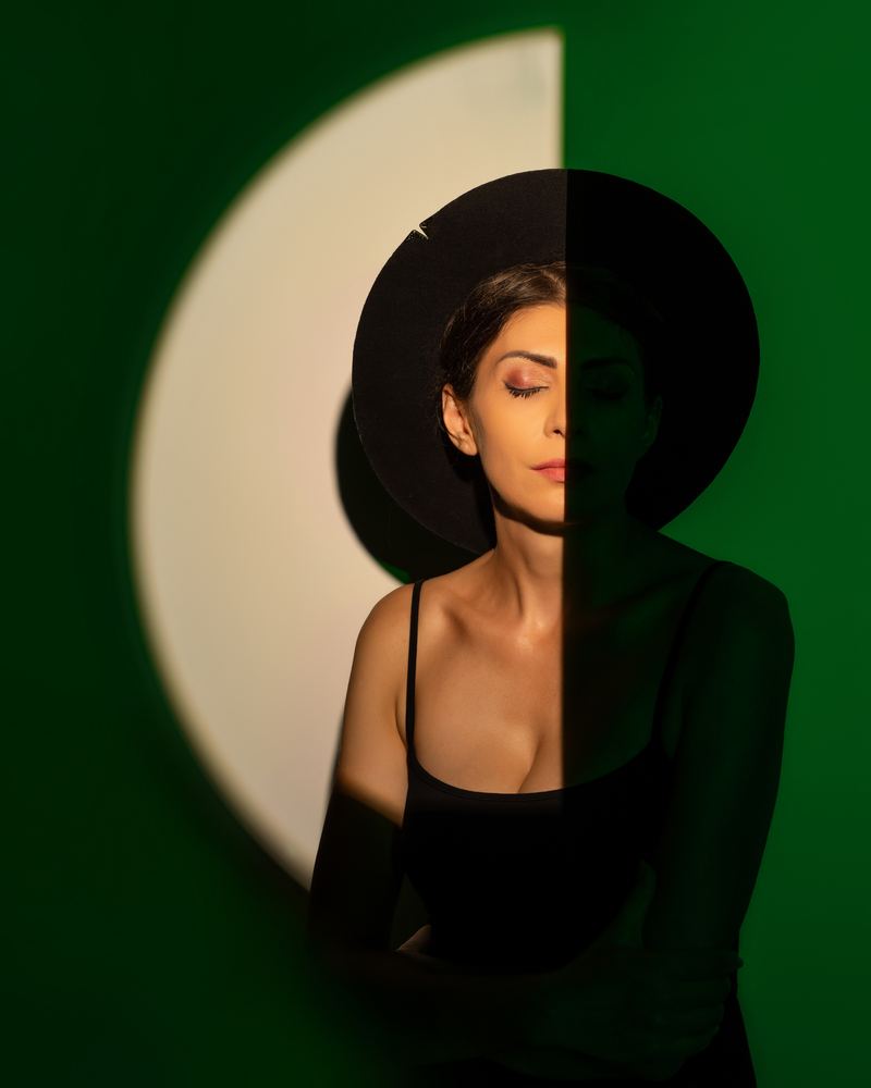Portraits & personal branding — photograph by Tina Genovia (6/22)